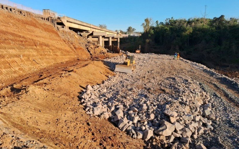 Obra em ponte sobre o Arroio Boa Vista, na BR-386 | abc+