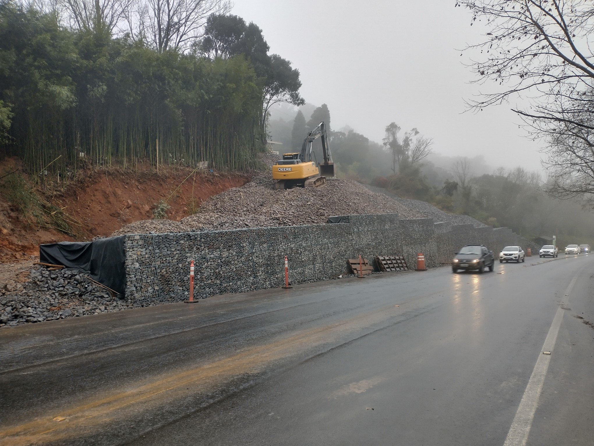 Até quando vão as obras para evitar deslizamentos de terra na RS-115, em Gramado?