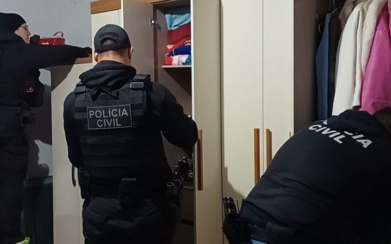 Ação da Polícia Civil investiga grupo envolvido com tráfico de drogas no Vale do Sinos