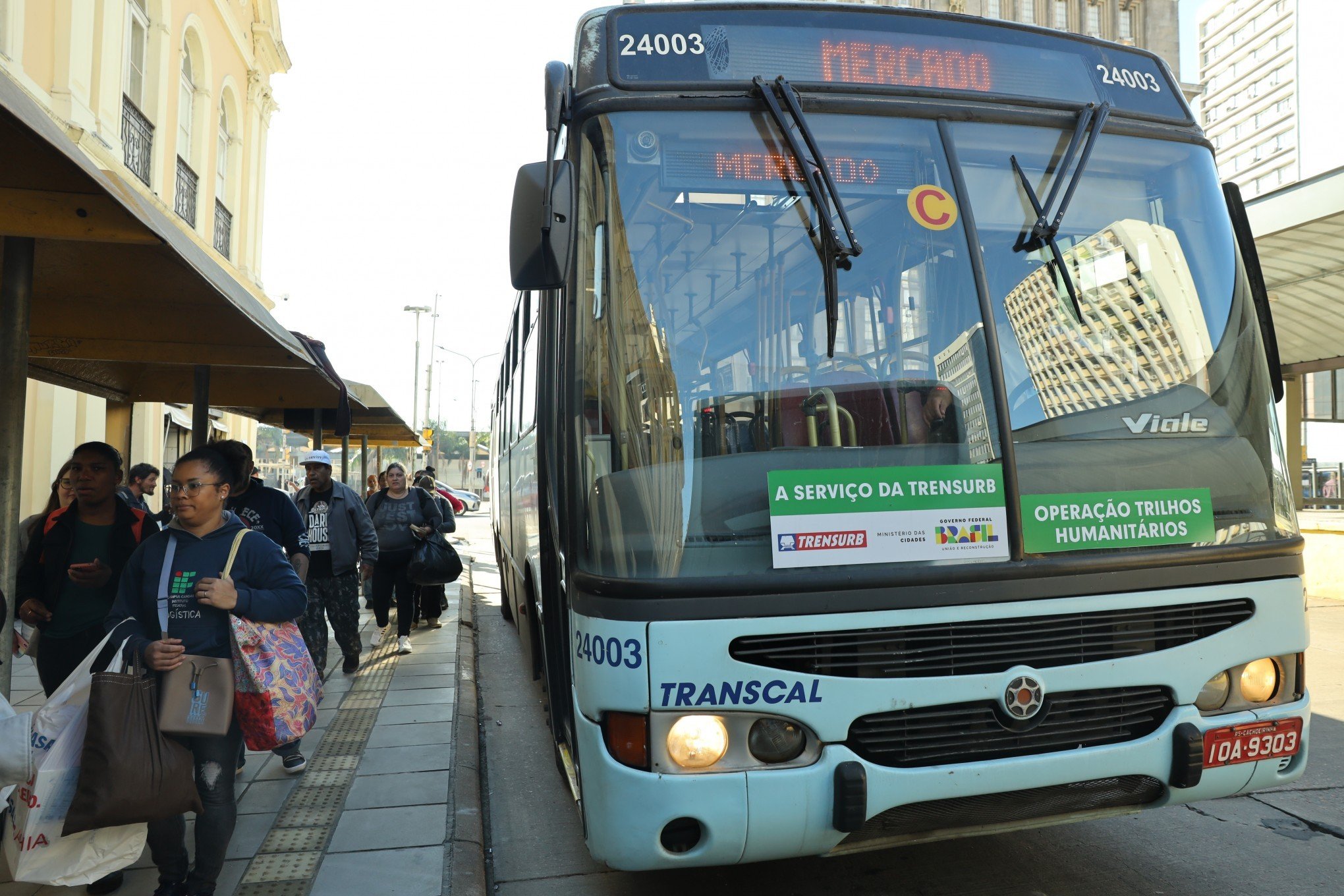 Ônibus integrados da Trensurb terão novo terminal em Porto Alegre a partir de segunda-feira (19)