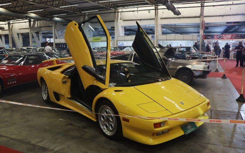 Lamborghini Diablo 1991, cedida pelo Dream Car Museum de São Roque