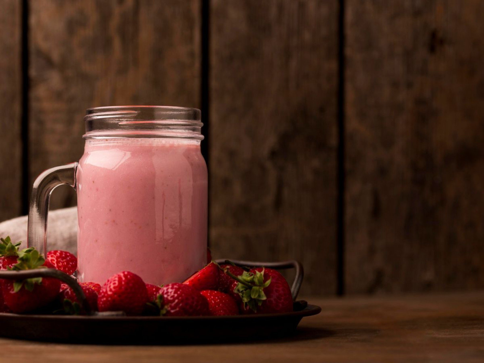 Suco rosa traz benefícios para a memória? Veja como preparar