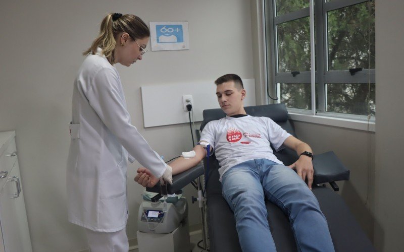 Cauã fez a doação de sangue pela segunda vez | abc+