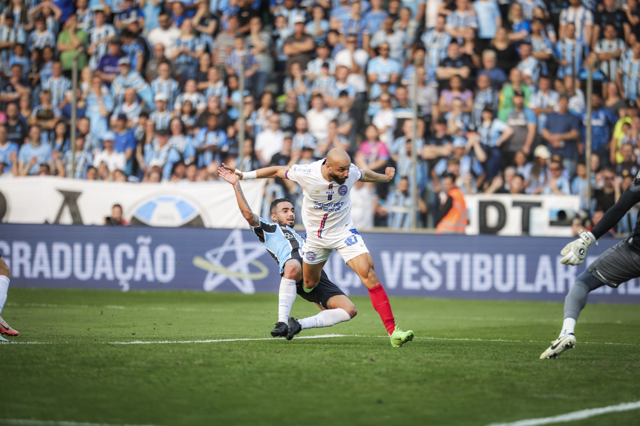 Grêmio perde para o Bahia no Jaconi e Z4 volta a ser preocupação