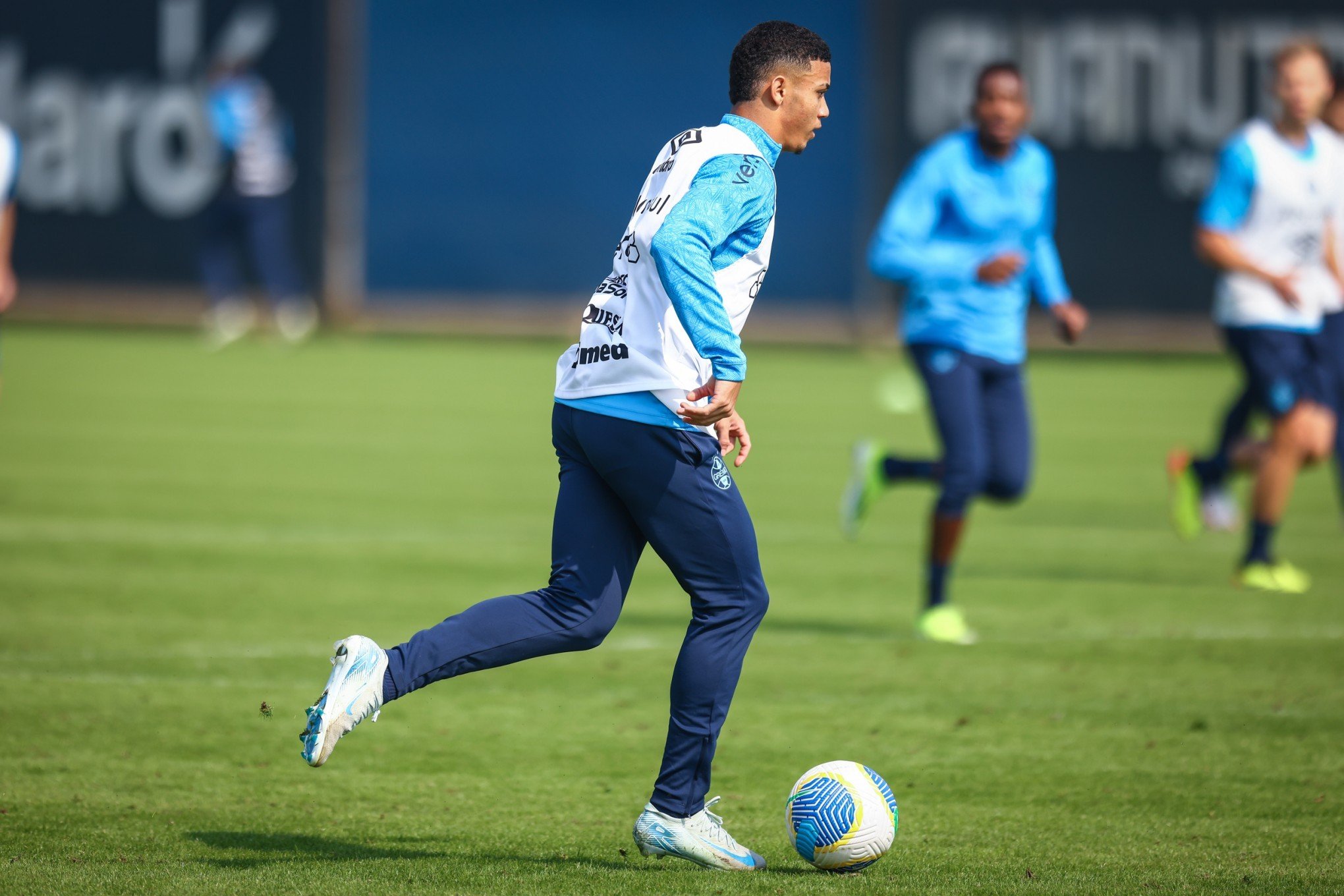 Grêmio já está no Rio para decidir vaga na Copa Libertadores