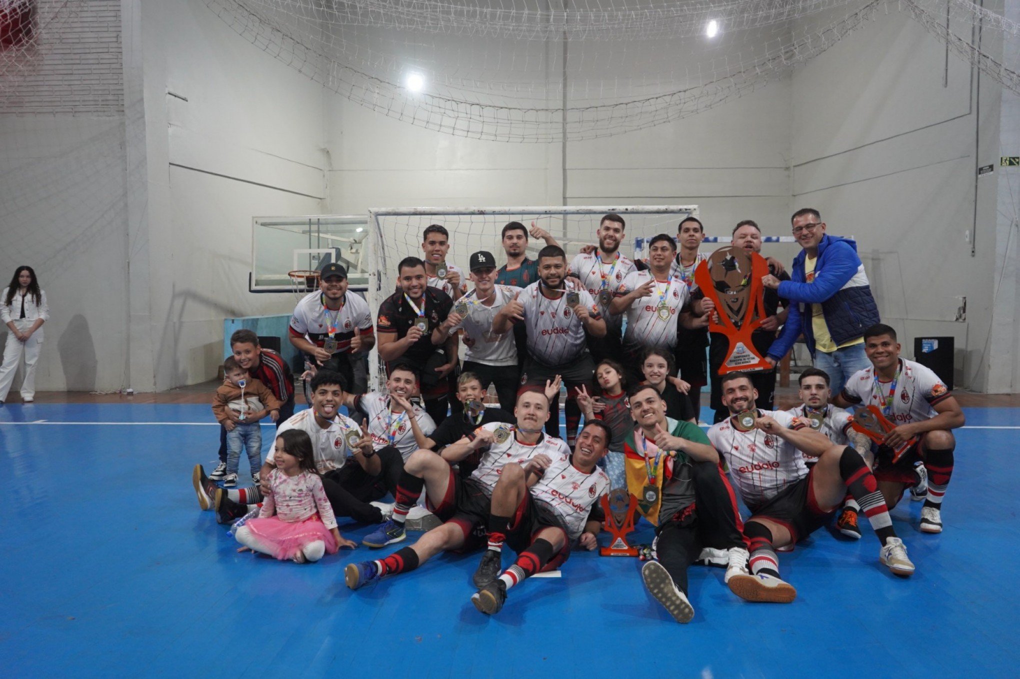 Milan B vence a Série Bronze de Futsal de Campo Bom