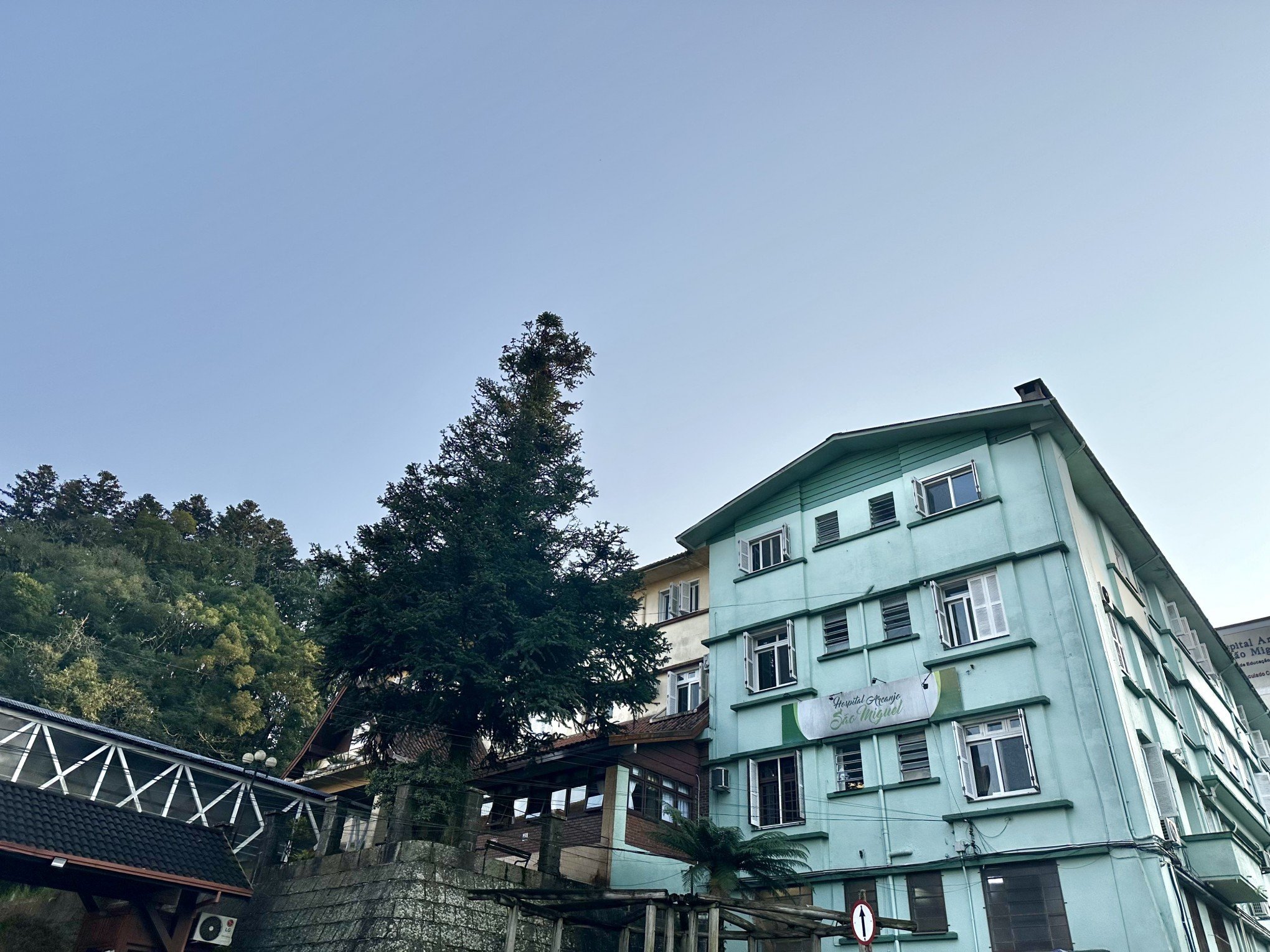 Funcionários do hospital de Gramado reclamam sobre falta de pagamento de verbas rescisórias; entenda a situação