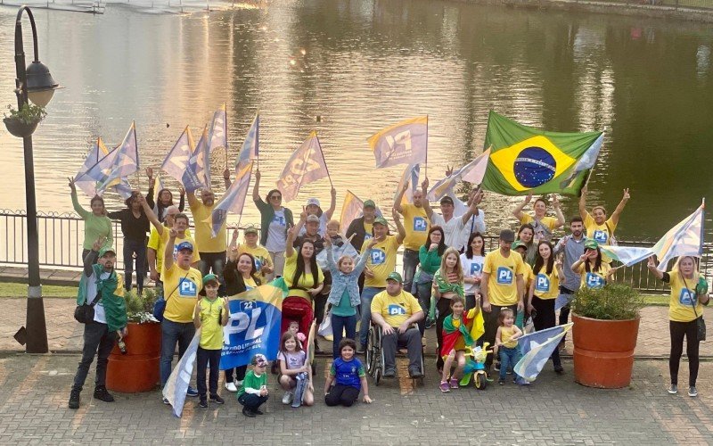 Coronel Carvalho (PL) em caminhada do partido em Gramado