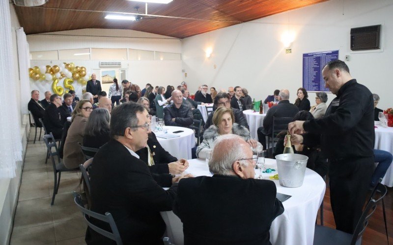 Festa de aniversário dos 65 anos do Rotary Oeste