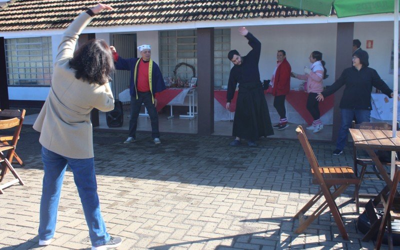 Radio taiso é um alongamento muito tradicional no Japão | abc+