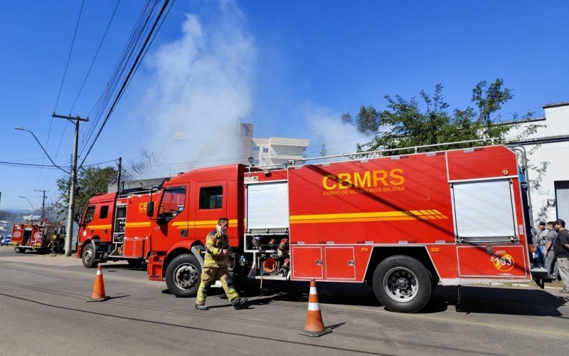 Incêndio no início da tarde desta segunda-feira (26) em Sapiranga 