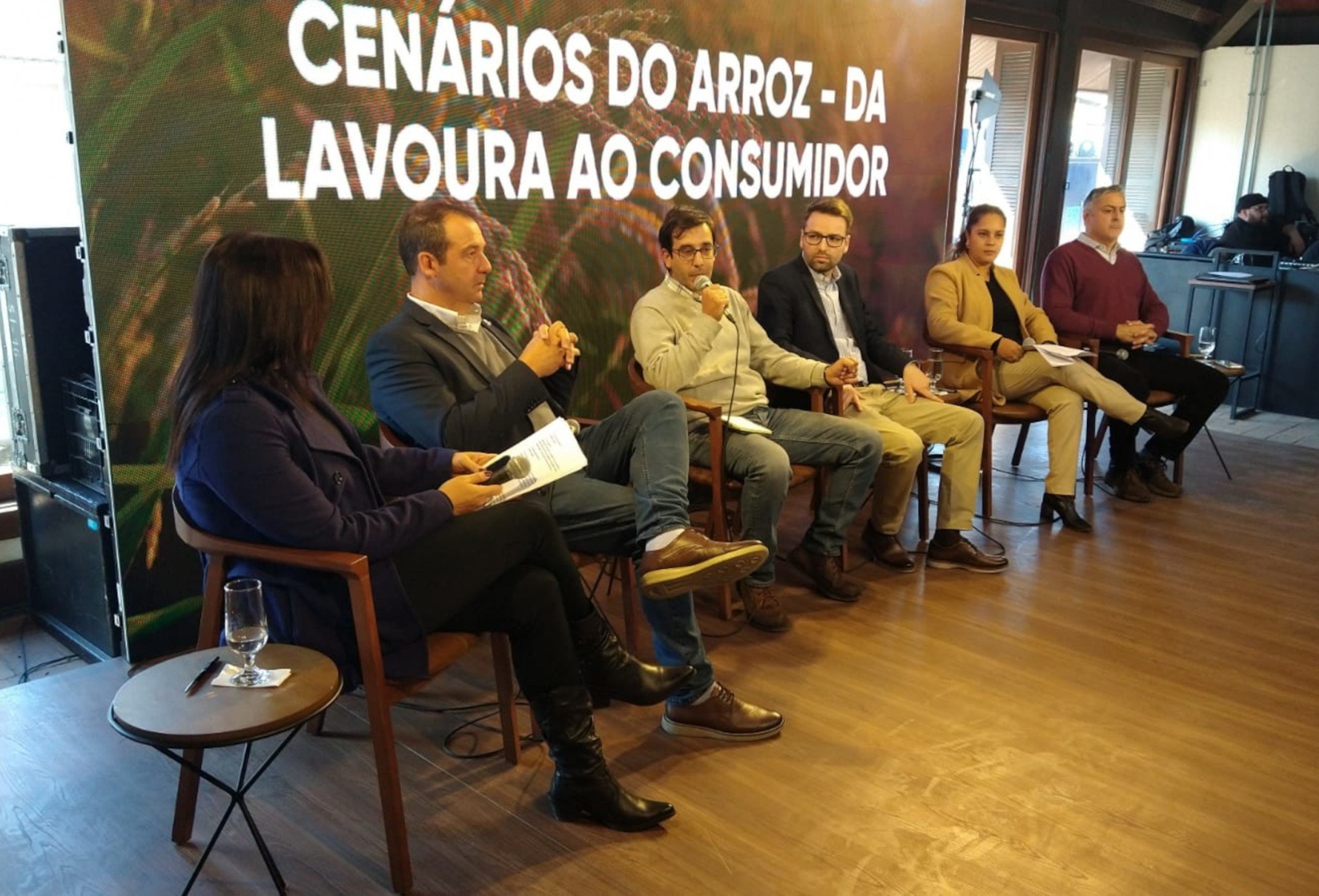 Efeitos da enchente no RS estiveram no centro do debate de arrozeiros na Expointer