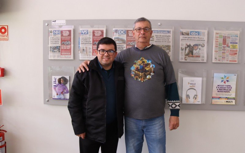 Padre Alex e Carlos Roberto divulgam eventos da Paróquia São Miguel de Dois Irmãos  | abc+