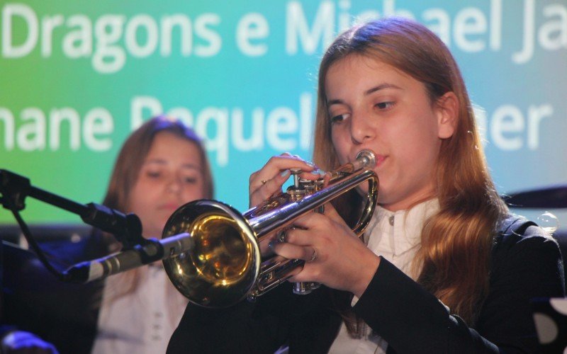 Orquestra da escola Gaspar Silveira Martins