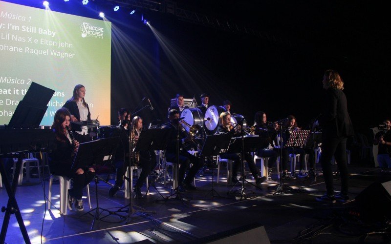 Orquestra da escola Gaspar Silveira Martins