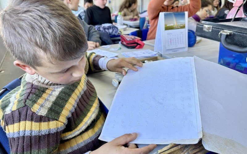 Davi Pacheco dos Santos tem 9 anos e é aluno da escola João Alfredo Corrêa Pinto