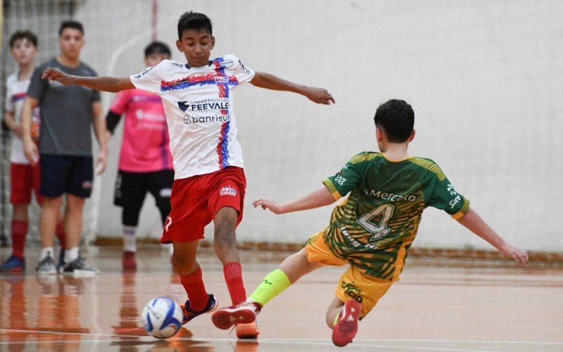 Equipe sub-13 entrará em quadra neste sábado, às 16h30, contra o Parobé Futsal | abc+