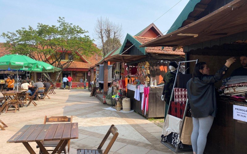 Feira Feito em Gramado tem edição desde julho na Praça das Etnias