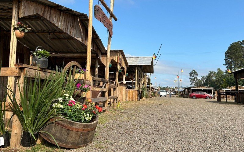 Acampamento farroupilha de Sapiranga já tem piquetes instalados e confraternização entre tradicionalistas 