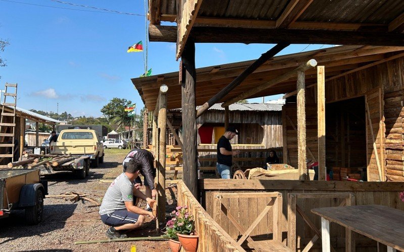 Acampamento farroupilha de Sapiranga já tem piquetes instalados e confraternização entre tradicionalistas  | abc+