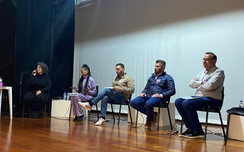 Evento aconteceu na noite desta segunda-feira (2) no auditório da Casa das Artes