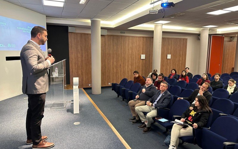 Fufa Azevedo (PT) foi o segundo convidado do último dia de evento