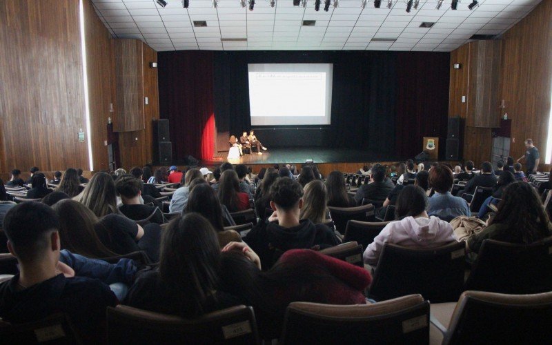 Palestra em alusão ao Setembro Amarelo