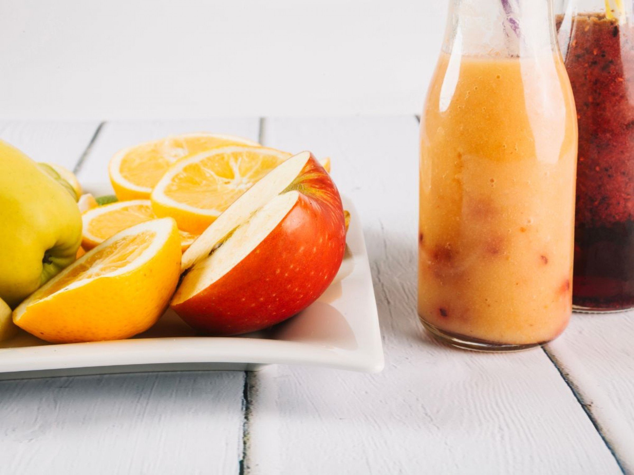 RECEITAS: Aprenda a fazer um suco delicioso com as cascas das frutas