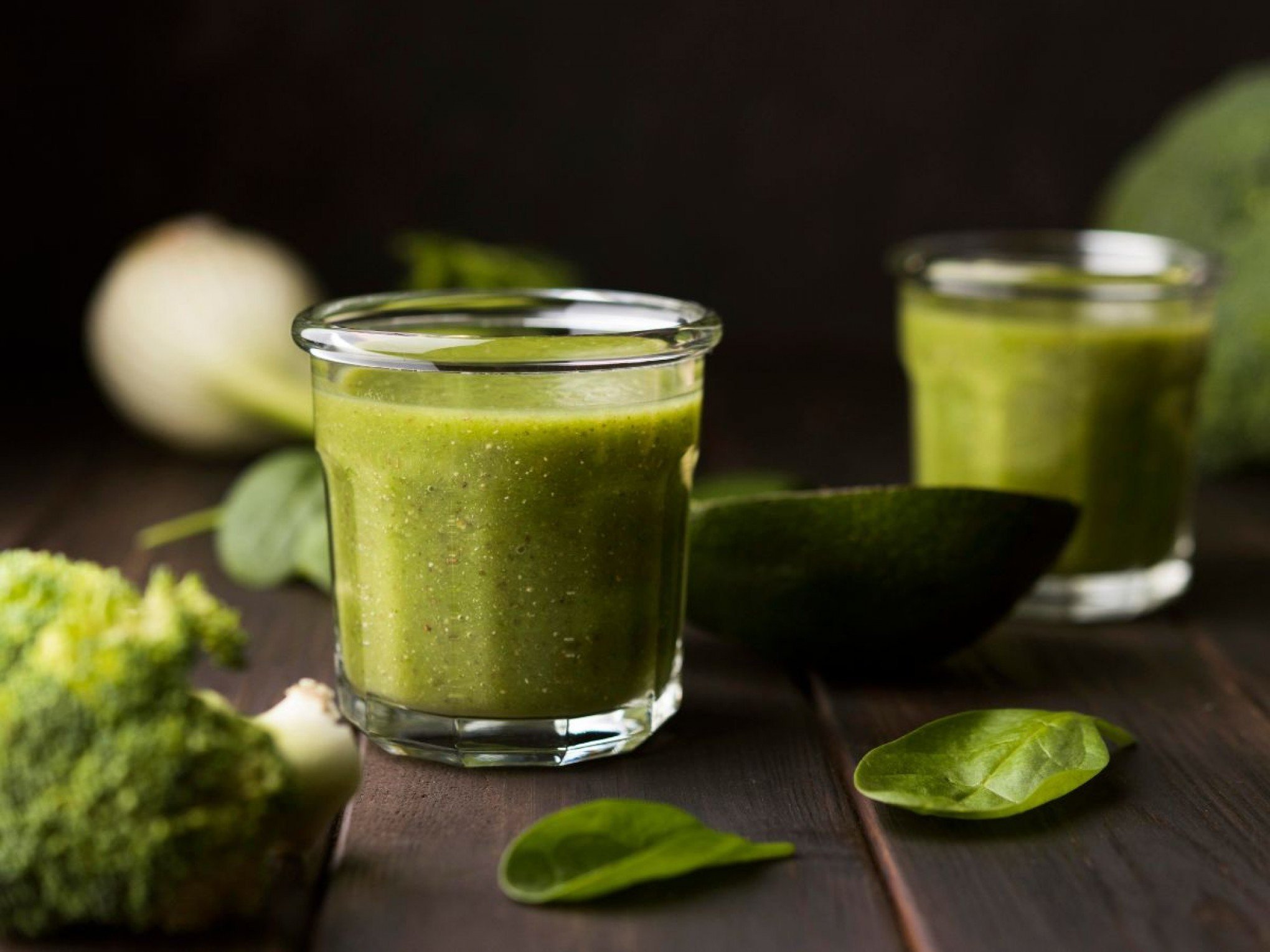 RECEITAS: Este suco verde fica pronto em 10 minutos