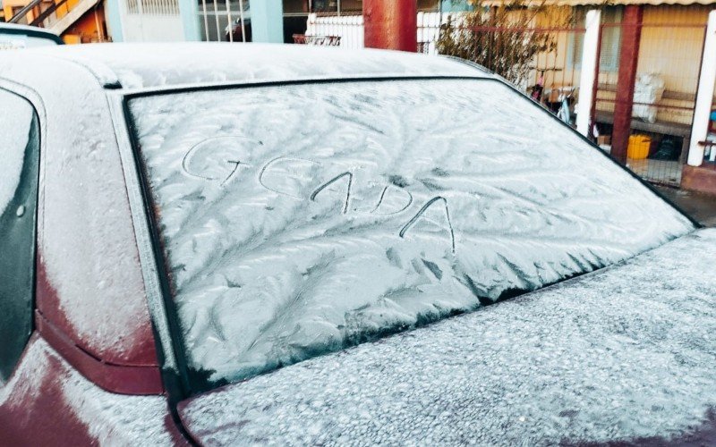 Temperatura próxima de zero traz geada para cidade gaúcha; veja imagens | abc+