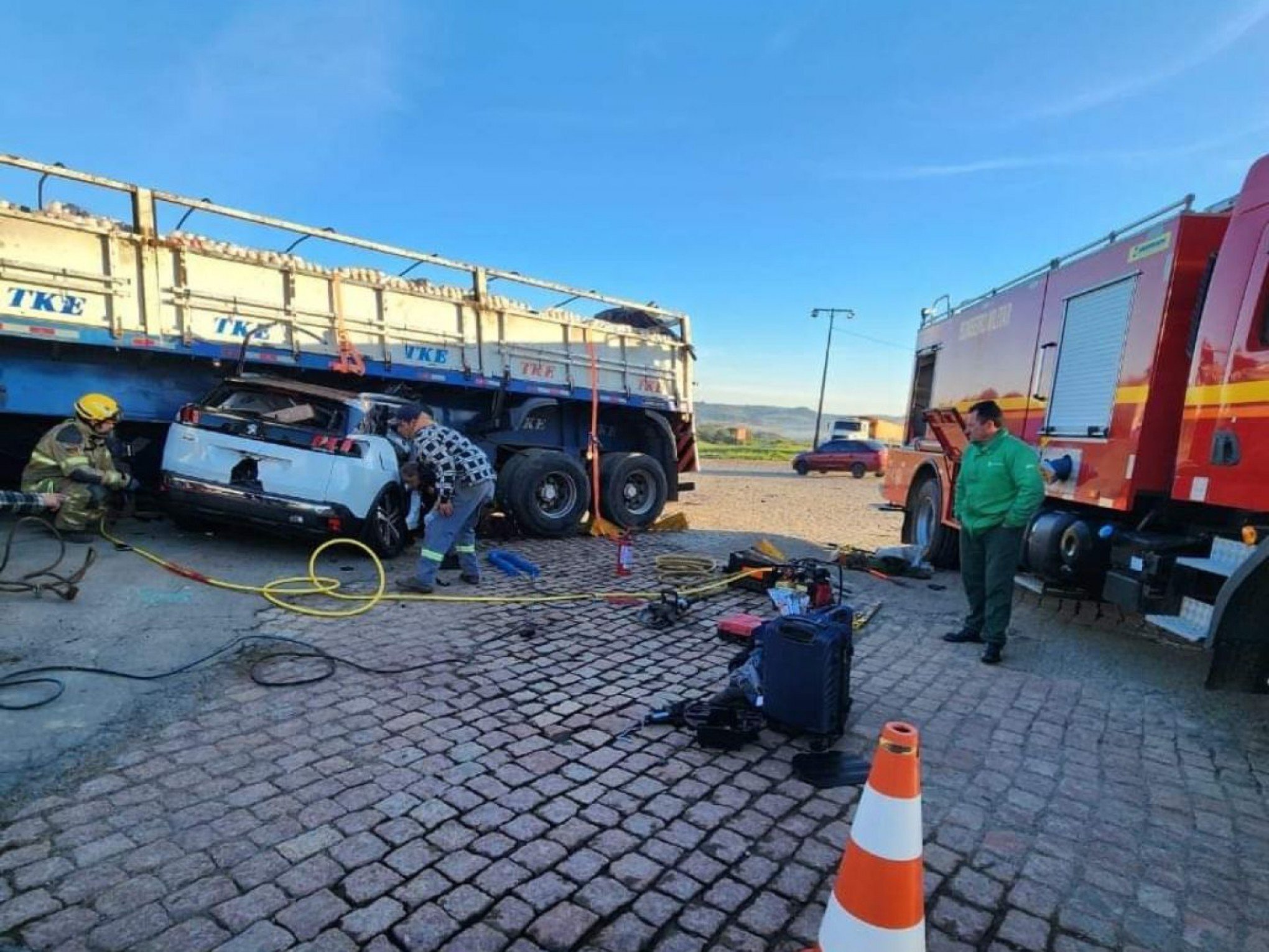 TRÂNSITO: Motorista de carro com placas de São Leopoldo morre em acidente no RS