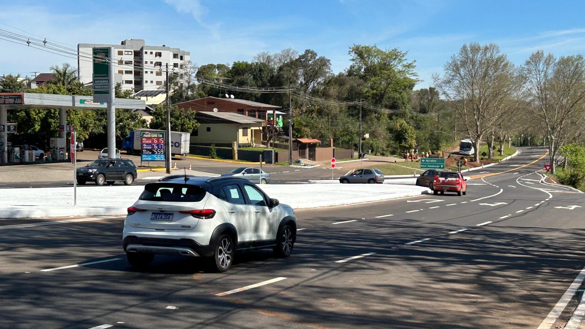 BR-116: Liberada rotatória que garante acesso seguro a bairros de Dois Irmãos