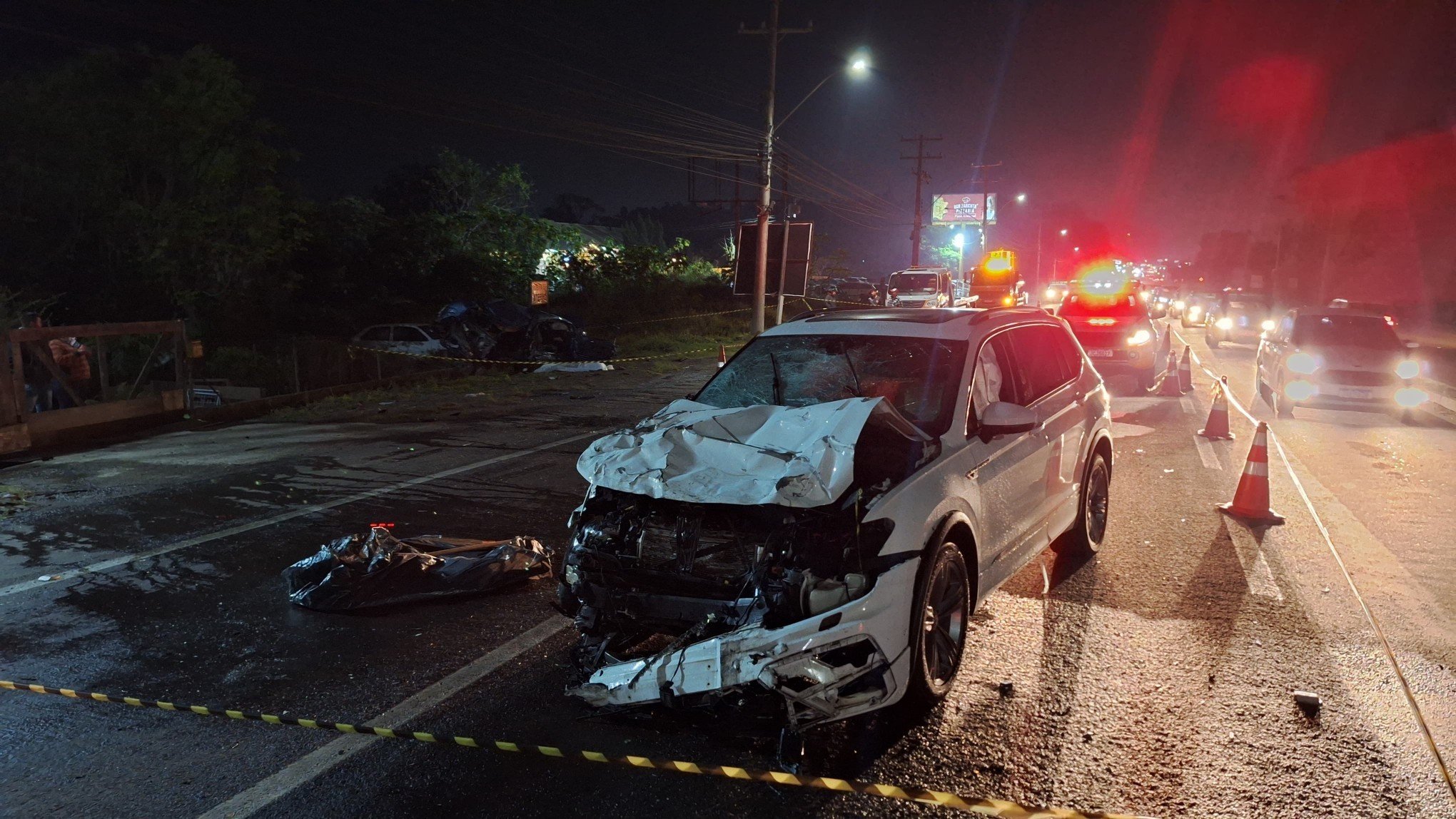 TRÂNSITO: Mulher morre e duas pessoas ficam feridas em acidente na RS-240