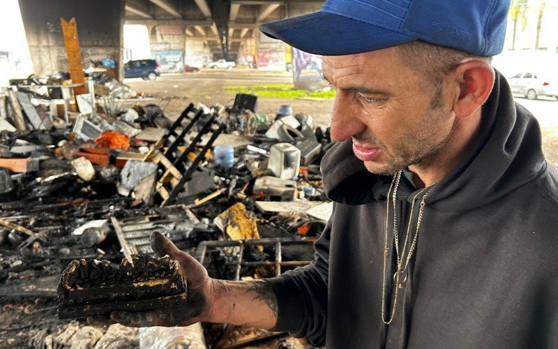 Incêndio em viaduto na BR-116 