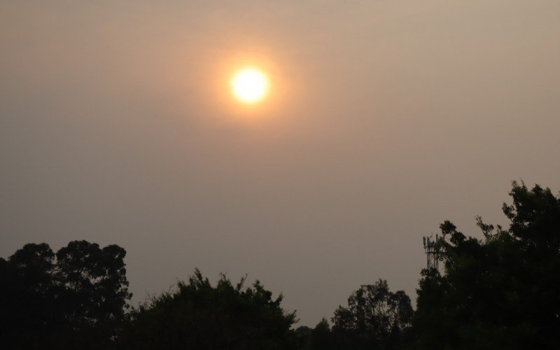 Amanhecer em Novo Hamburgo sob efeito das queimadas | abc+