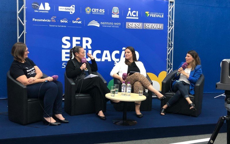 Painel debate os avanços da educação inclusiva na sociedade