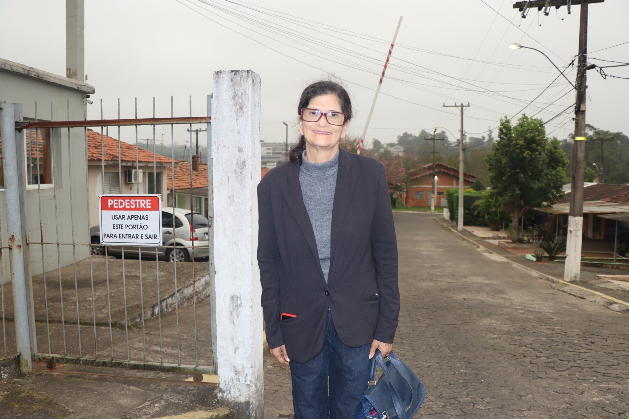 Quatro meses depois, nenhuma casa ainda foi entregue para as vítimas das enchentes em cidades da região