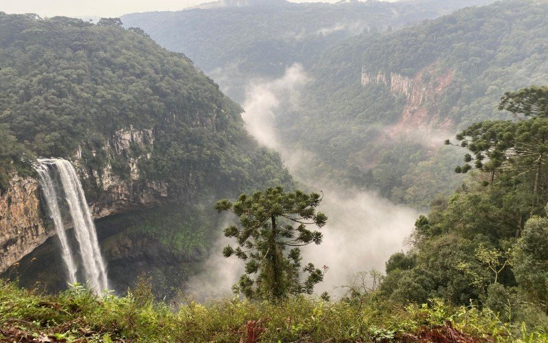 Empreendimento tem vista da Cascata do Caracol