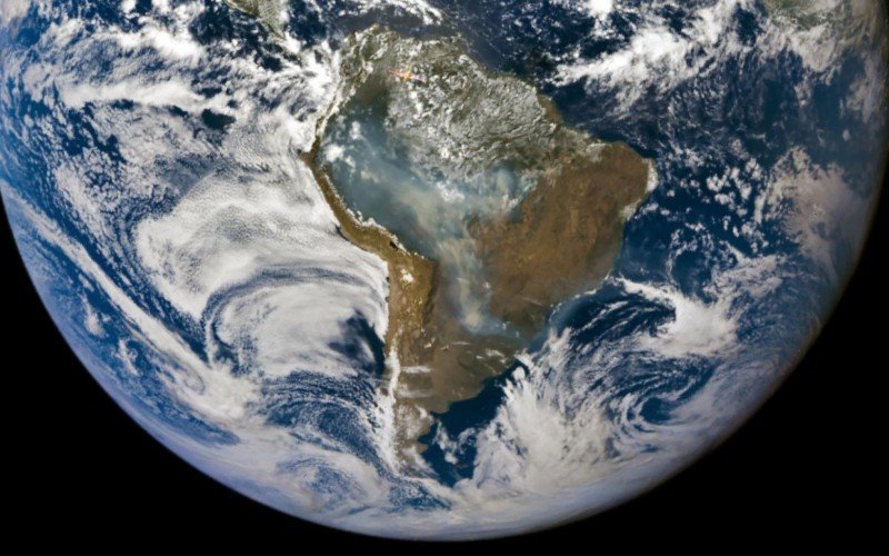 Fumaça das queimadas no Brasil pode ser vista do espaço | abc+