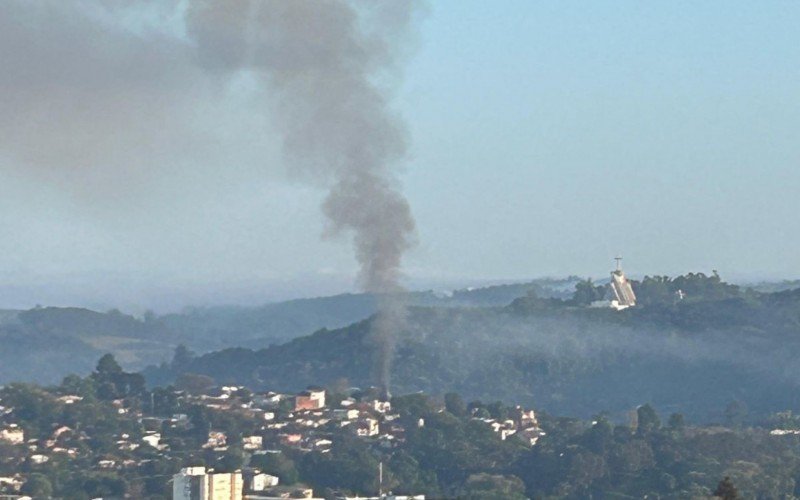 Fumaça de incêndio chama atenção em Novo Hamburgo | abc+