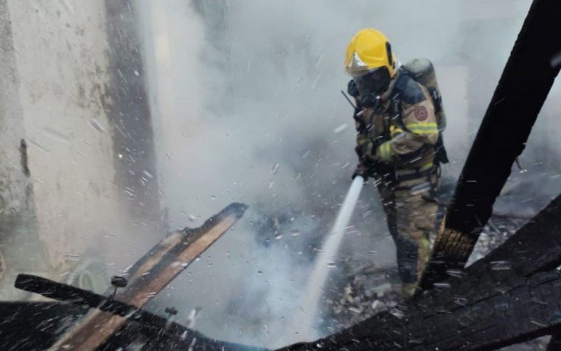 Incêndio em Novo Hamburgo | abc+