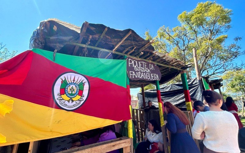 Gincana farroupilha em escola no bairro Santo Afonso anima alunos e professores. | abc+