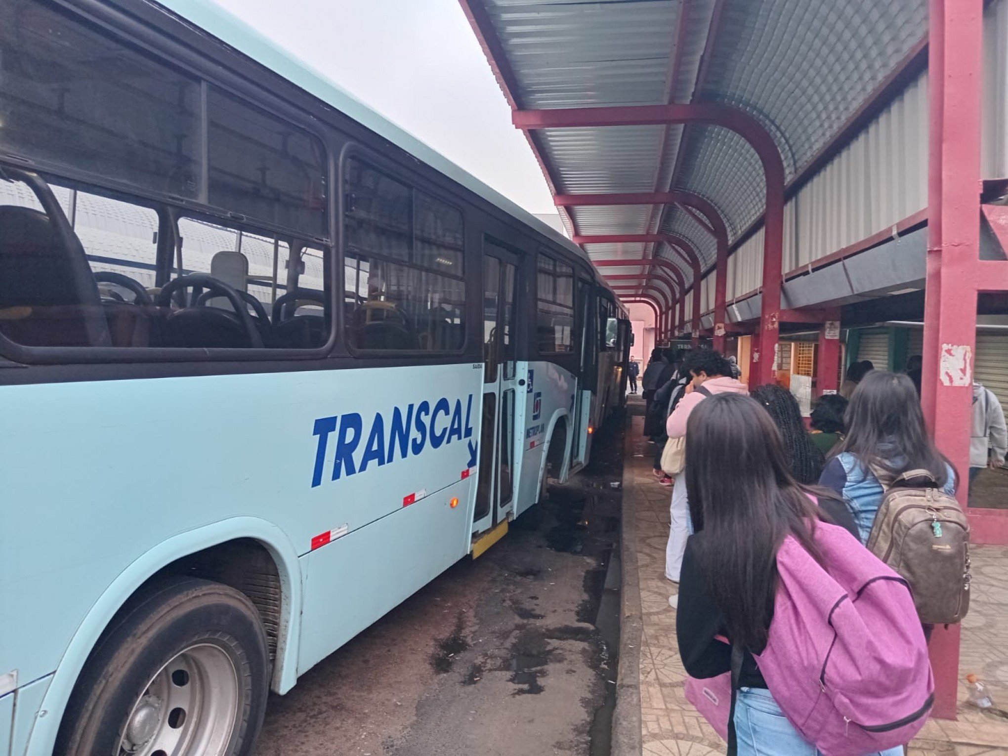 TRENSURB: Às vésperas da retomada até a Estação Farrapos, drama segue para milhares de passageiros