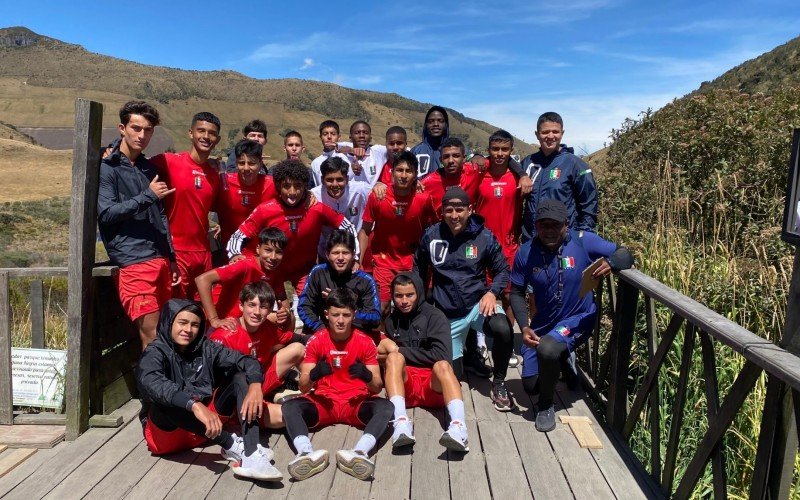 Equipe Sub-16 do Gramadense se prepara para a Copa Gramado Laghetto