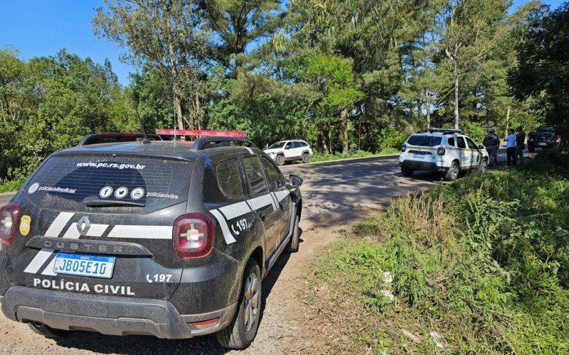 Corpo carbonizado é encontrado em matagal às margens de rodovia do Vale do Caí | abc+