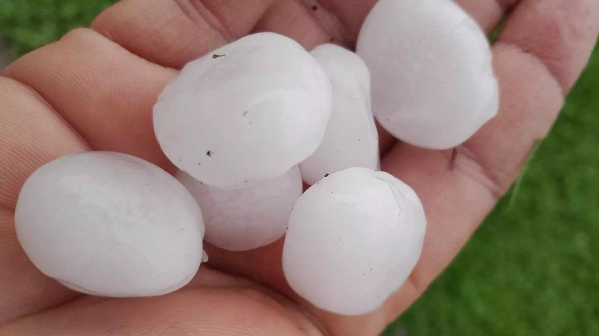 Tempestade prevista para o Rio Grande do Sul avança com granizo e chuva forte na Argentina e Uruguai