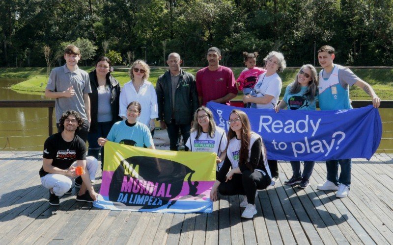 Voluntários recolheram diversos tipos de recicláveis neste sábado (21) no Dia Mundial da Limpeza