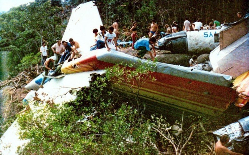 Boeing 727 da Transbrasil bateu em morro de Florianópolis em abril de 1980 | abc+