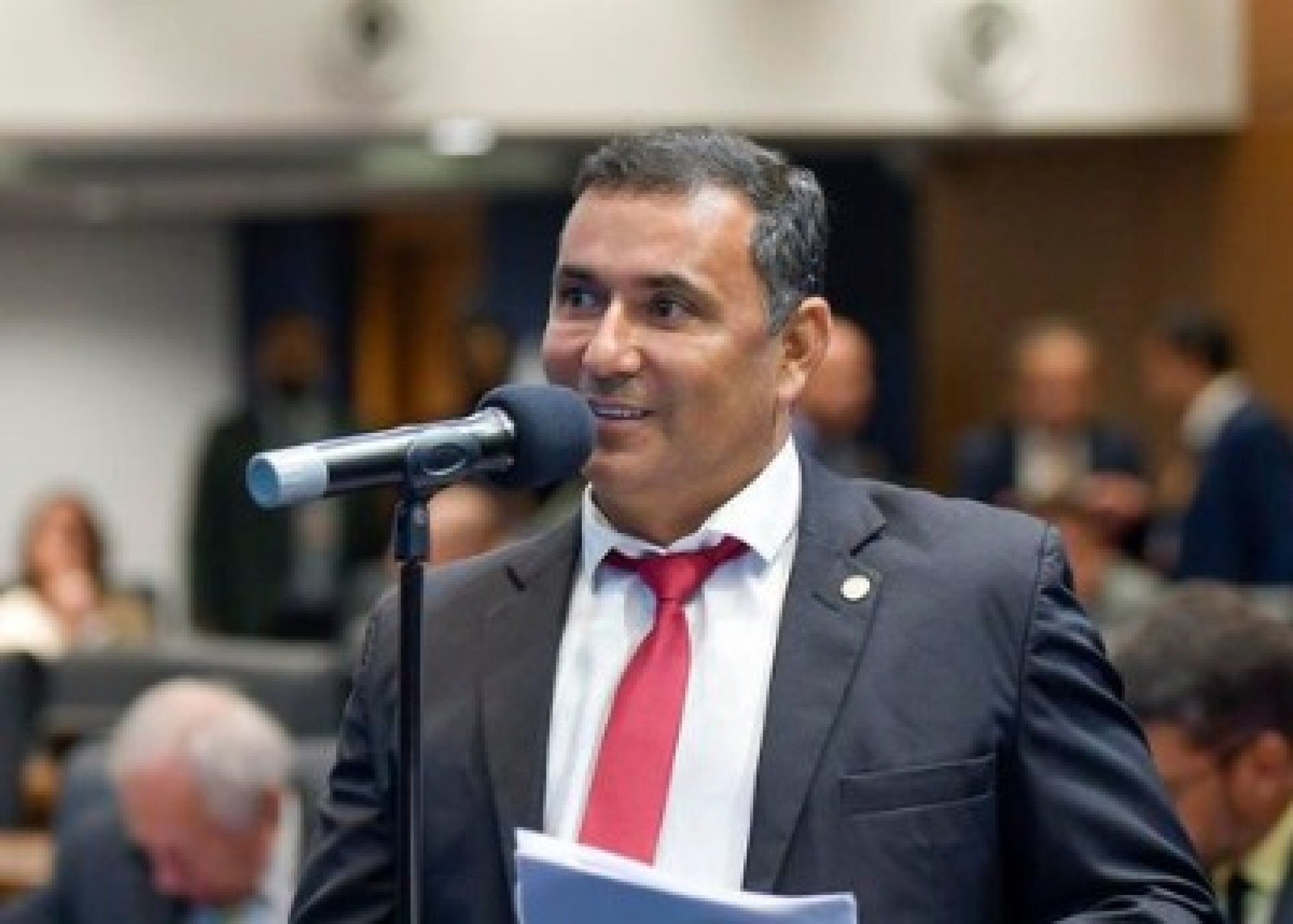 Ministério Público diz que deputado do PT mandou matar jornalista no RJ
