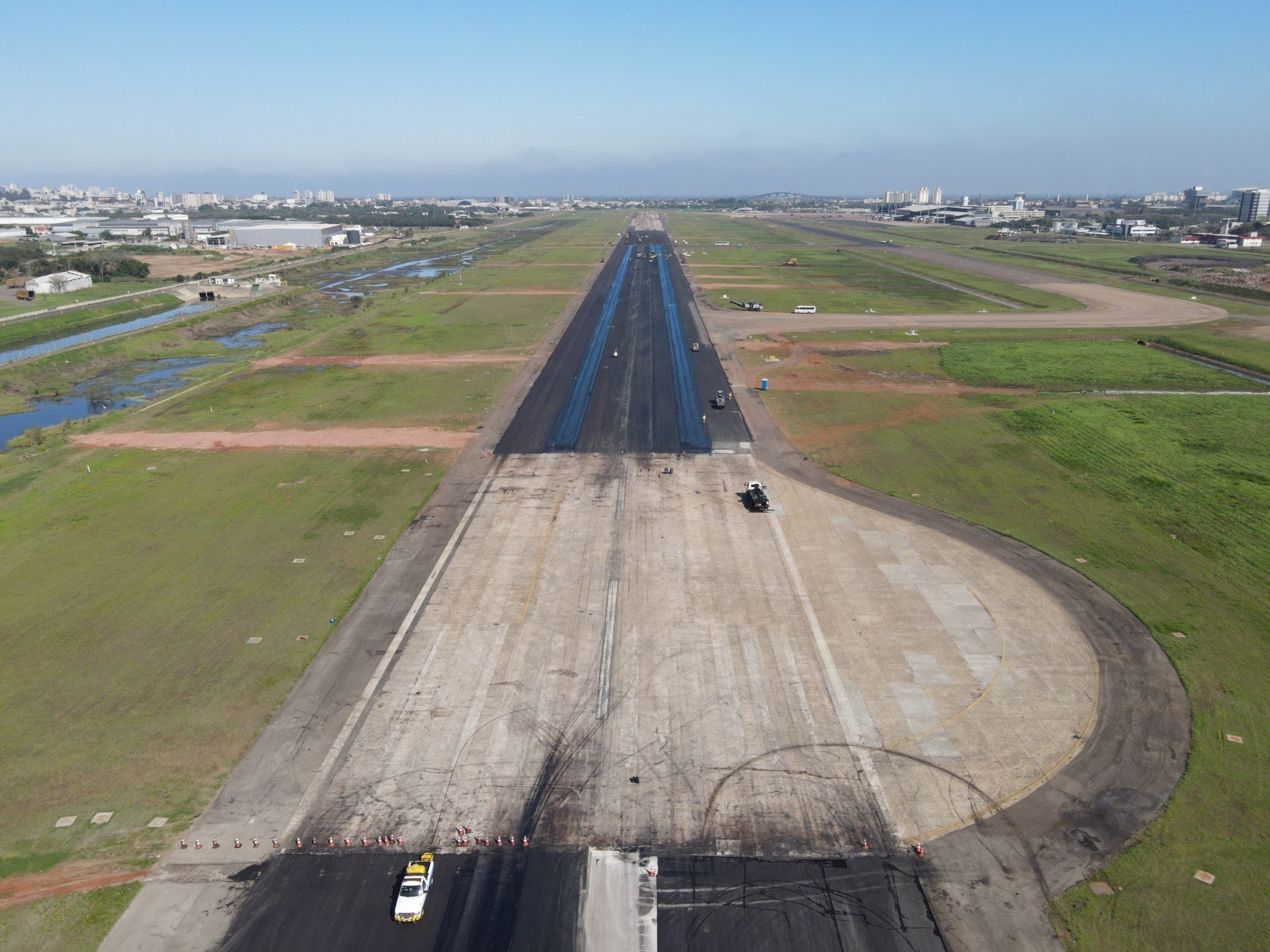AEROPORTO: Leite confirma data de retorno do Salgado Filho e fala sobre construção de novo aeroporto no RS